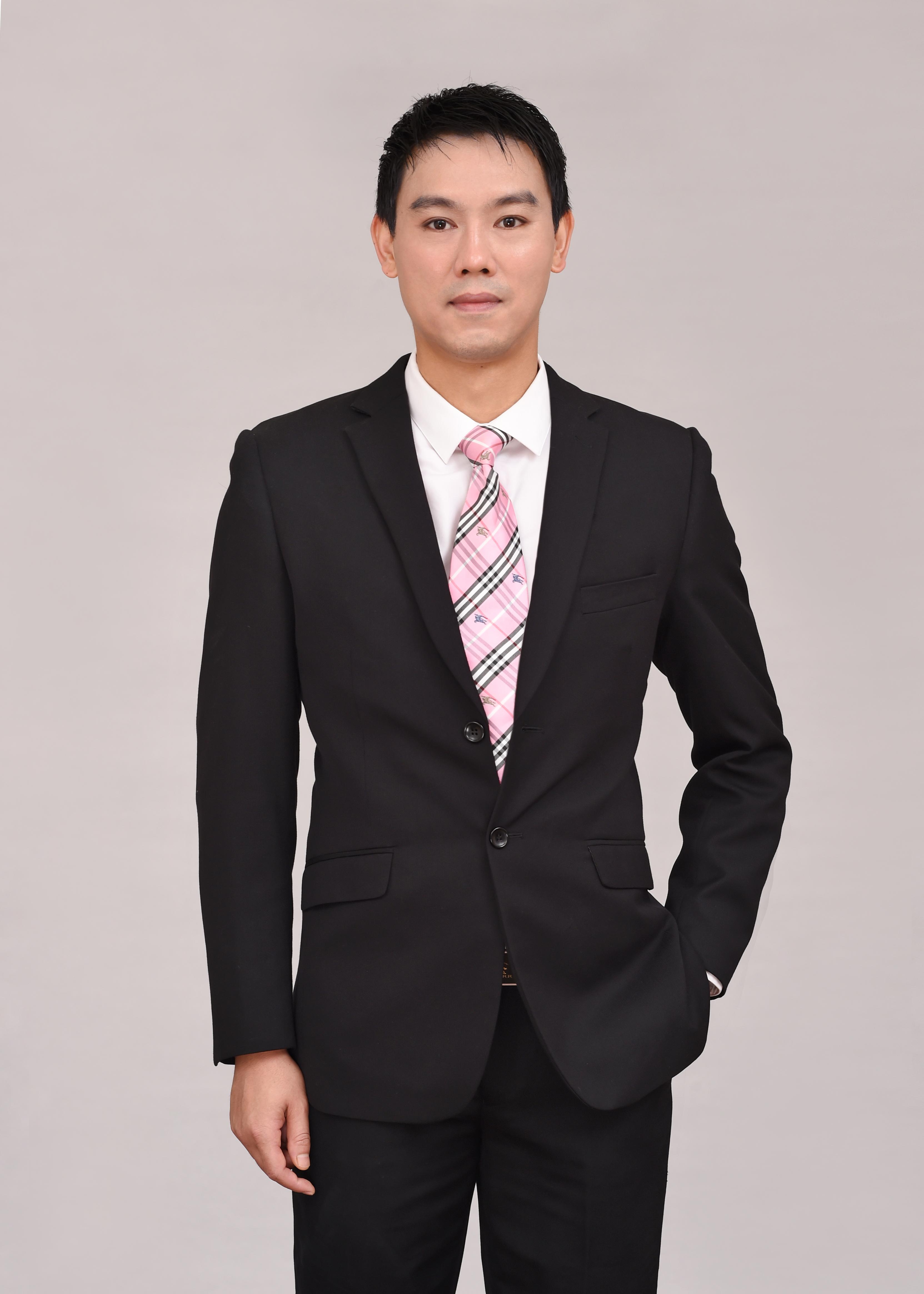 樊鲜蓉 视觉与舞美负责人
